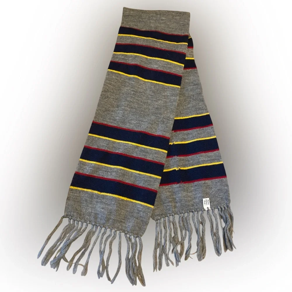 Pendleton 100% Virgin Wool Grey Multicolor Striped Fringed Scarf OS